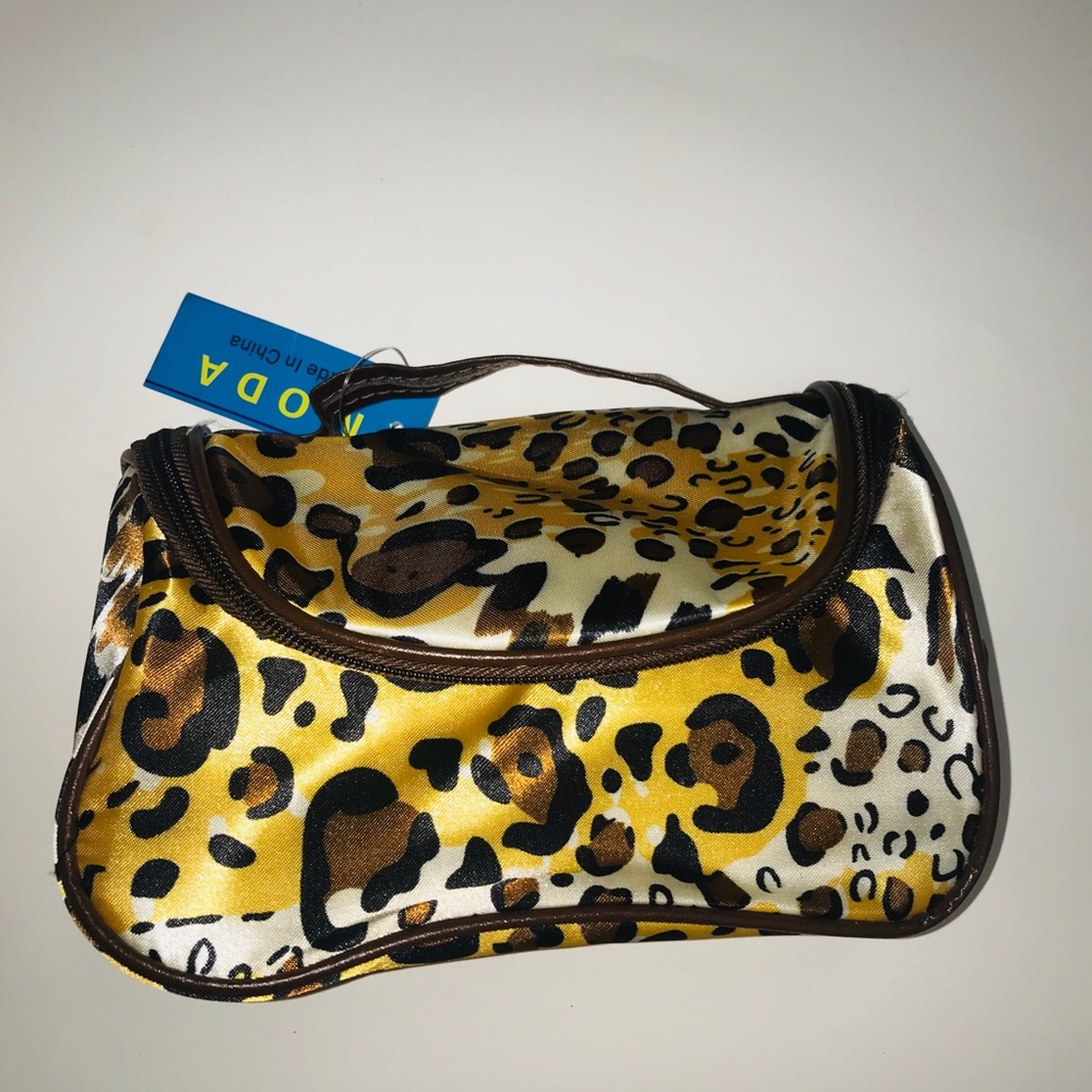 Moda Animal Print Cosmetic Bag